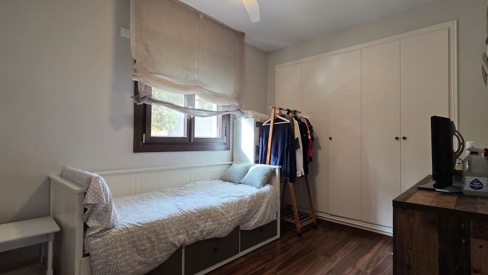 Property 2464 - Image 41